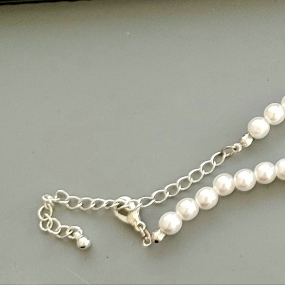 Pearl and Silver Color Crystal Chain Necklace 14" - Picture 7 of 7